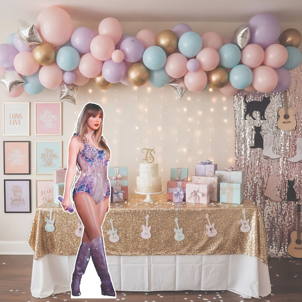 Figuras de Artistas y Cantantes a Tamaño Real